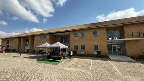 Riverview Park, 3 River Road, Janadel Avenue